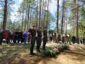 В Невельском районе прошла торжественная церемония перезахоронения останков 46 бойцов, поднятых в ходе Международной молодёжной Вахты памяти «Невельский фронт 2026. Единство. Память»