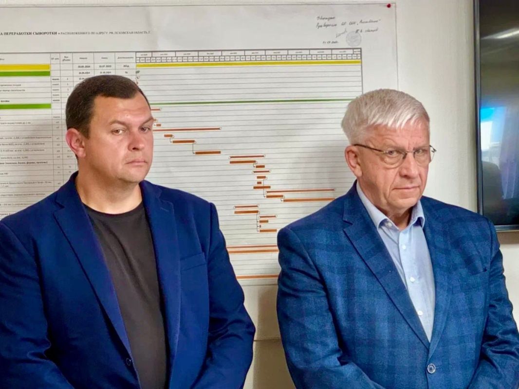Депутат Псковской городской Думы Антон Мороз принял участие во встрече с коллективом и руководством Порховского маслосырзавода Депутат Псковской городской Думы Антон Мороз принял участие во встрече с коллективом и руководством Порховского маслосырзавода