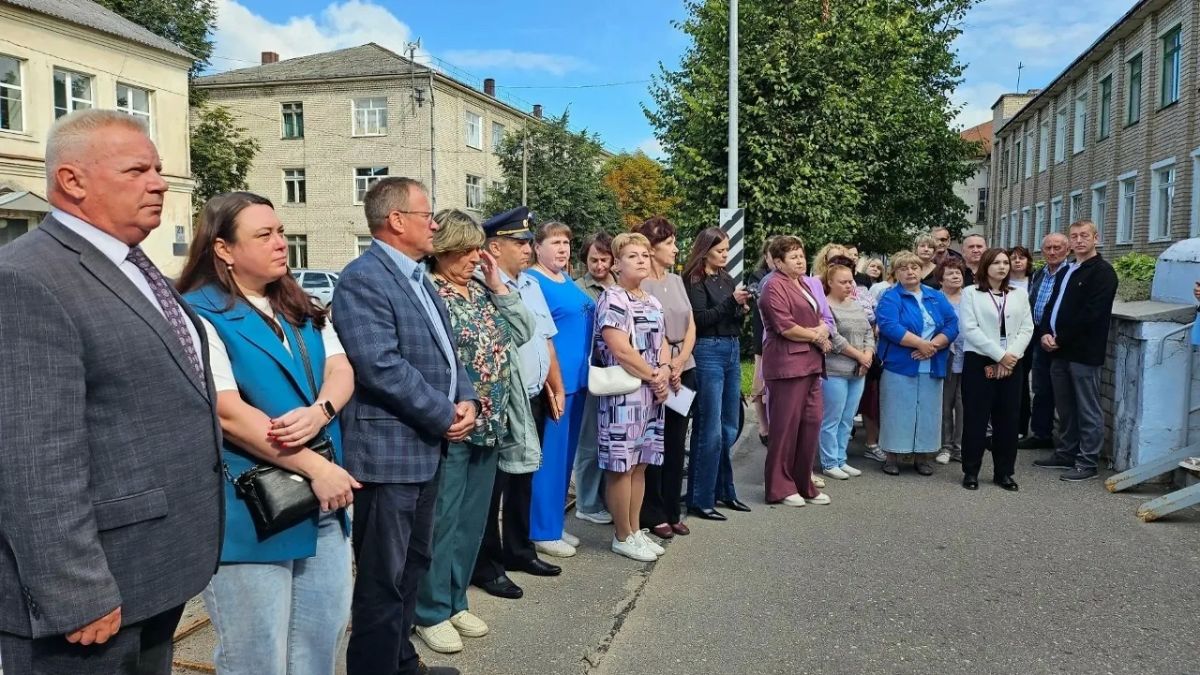 На практике: жителям Псковской области демонстрируют работу избирательных участков На практике: жителям Псковской области демонстрируют работу избирательных участков