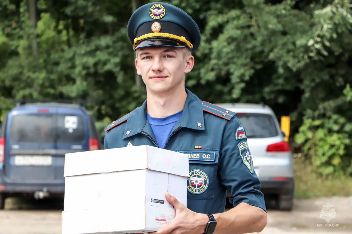Сотрудники силовых ведомств Пскова вновь объединились ради доброго дела Сотрудники силовых ведомств Пскова вновь объединились ради доброго дела