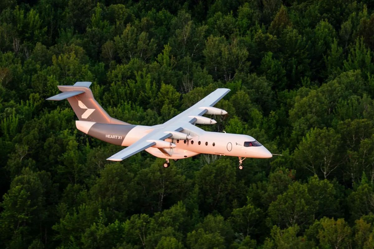 Heart Aerospace впервые подняла в воздух крупнейший в мире электрический самолёт Heart Aerospace впервые подняла в воздух крупнейший в мире электрический самолёт