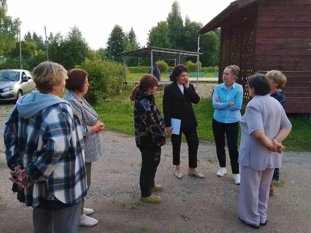 По приглашению главы Палкинского муниципального округа Ольги Потаповой состоялся выезд в деревни Шабаны, Новая Уситва и Грибули По приглашению главы Палкинского муниципального округа Ольги Потаповой состоялся выезд в деревни Шабаны, Новая Уситва и Грибули