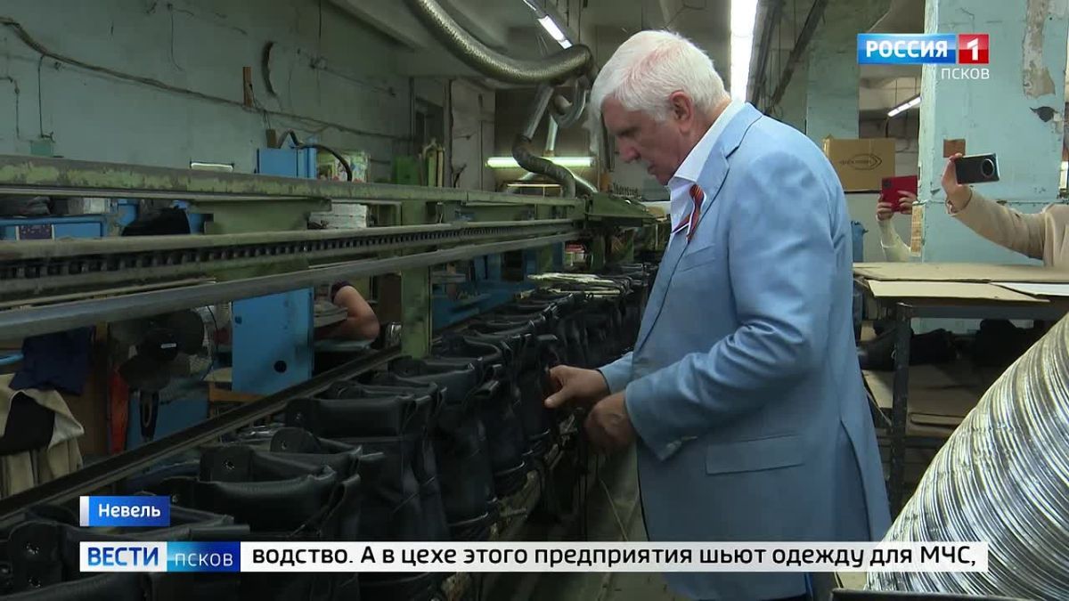 Алексей Чепа посетил предприятия Невеля и встретился с сотрудниками