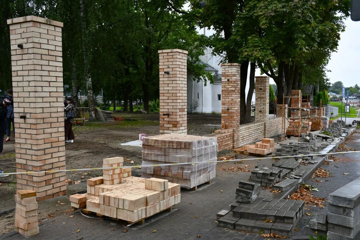 Елкин Борис: Совместно с депутатом Государственной Думы РФ Александром Козловским, депутатом Законодательного Собрания Псковской области Алексеем Севастьяновым и депутатом Псковской городской Думы Юрием Бурлиным провели... Елкин Борис: Совместно с депутатом Государственной Думы РФ Александром Козловским, депутатом Законодательного Собрания Псковской области Алексеем Севастьяновым и депутатом Псковской городской Думы Юрием Бурлиным провели...