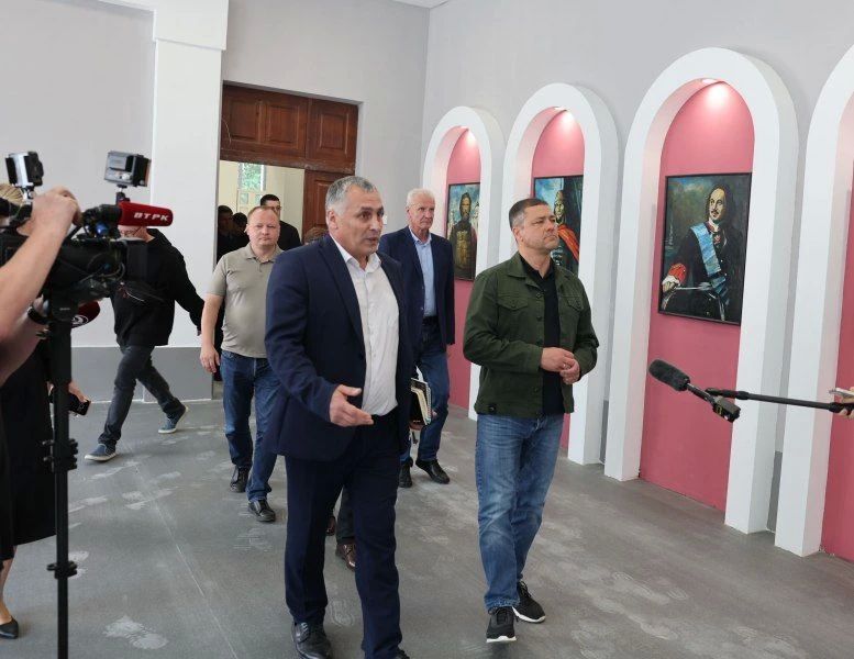 Губернатор проконтролировал готовность детского сада и Кадетской школы в Великих Луках к новому учебному году после ремонта Губернатор проконтролировал готовность детского сада и Кадетской школы в Великих Луках к новому учебному году после ремонта