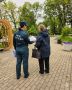#Профилактика. Сегодня в Острове сотрудниками Главного управления МЧС России по Псковской области проведен рейд по разъяснению требований пожарной безопасности среди населения