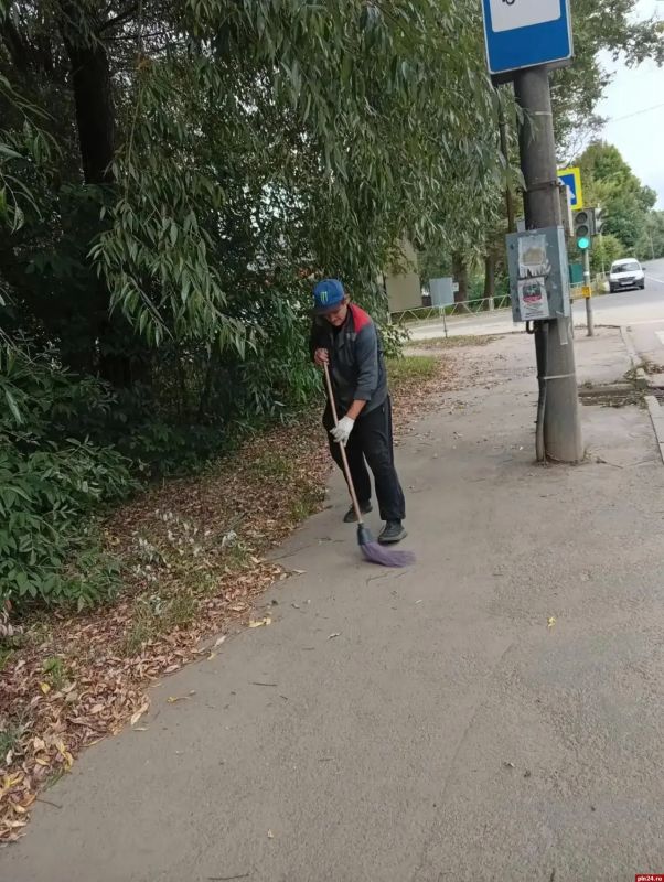 В преддверии Дня города в Великих Луках усилят работы по уборке и благоустройству В преддверии Дня города в Великих Луках усилят работы по уборке и благоустройству