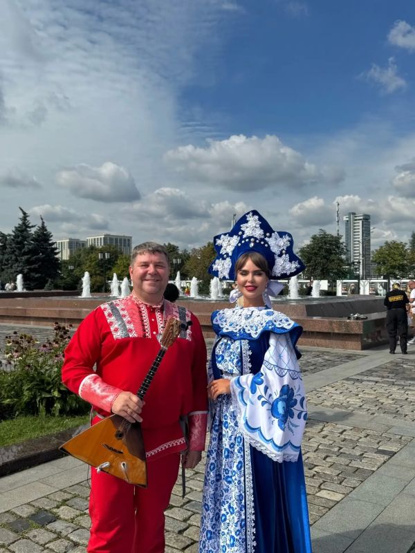 Ансамбль «Сказ» стал лауреатом 1-й степени 15-го Межрегионального творческого фестиваля славянского искусства «Русское поле» Ансамбль «Сказ» стал лауреатом 1-й степени 15-го Межрегионального творческого фестиваля славянского искусства «Русское поле»