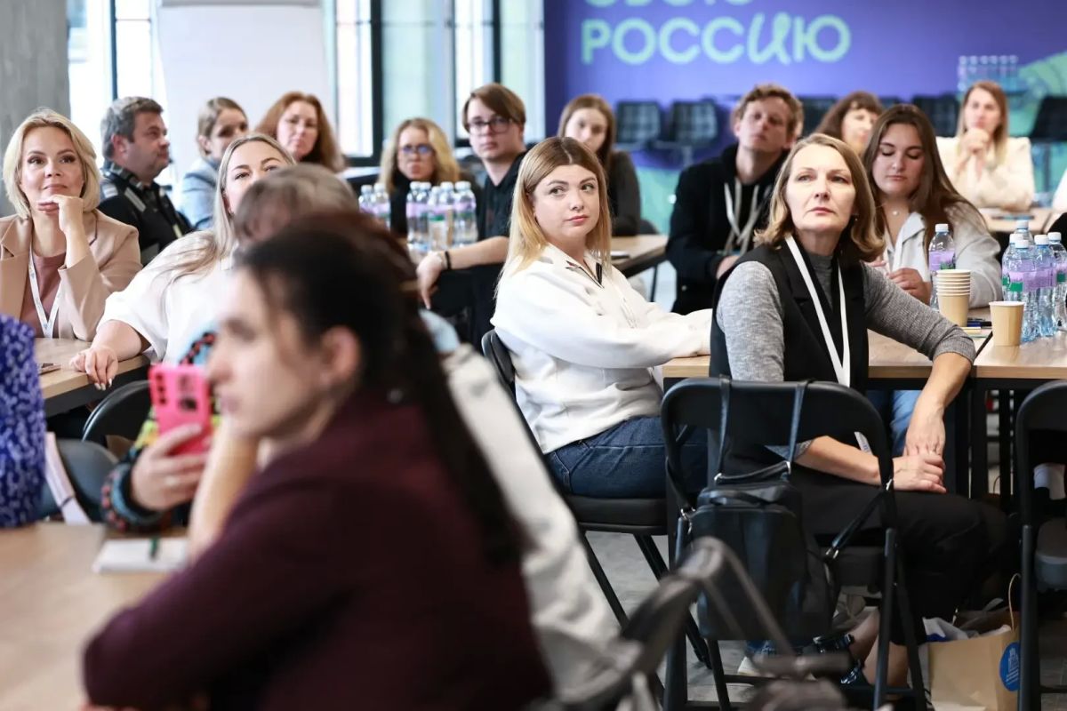 Эксперт Мастерской управления «Сенеж» Алена Ангельчева провела тренинг по командообразованию и определению векторов развития региона Эксперт Мастерской управления «Сенеж» Алена Ангельчева провела тренинг по командообразованию и определению векторов развития региона