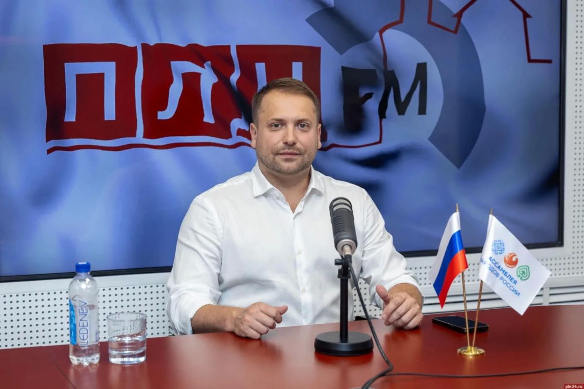 Никаких денег «на ветер»: псковское отделение Ассамблеи народов России переходит на систему умного финансирования
