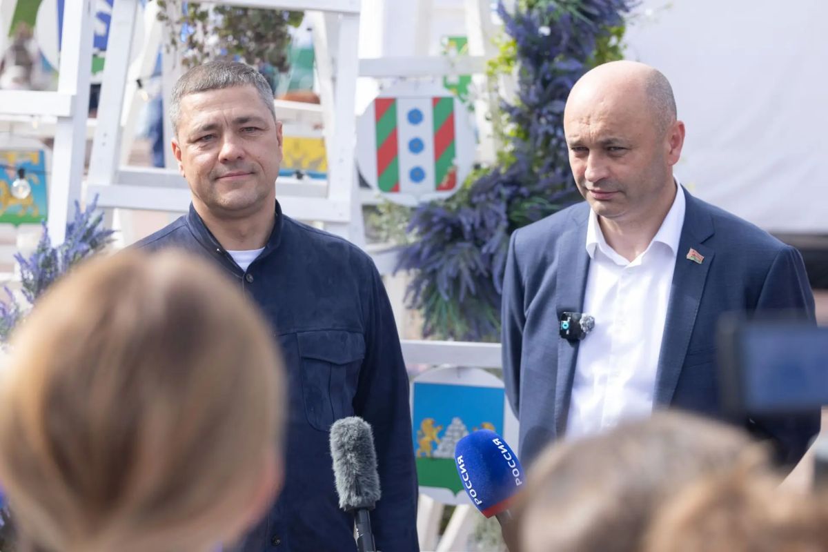 В Финском парке Пскова проходят Дни Витебской области В Финском парке Пскова проходят Дни Витебской области