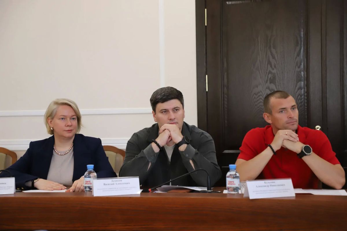 В УМВД России по Псковской области состоялось заседание Общественного совета В УМВД России по Псковской области состоялось заседание Общественного совета