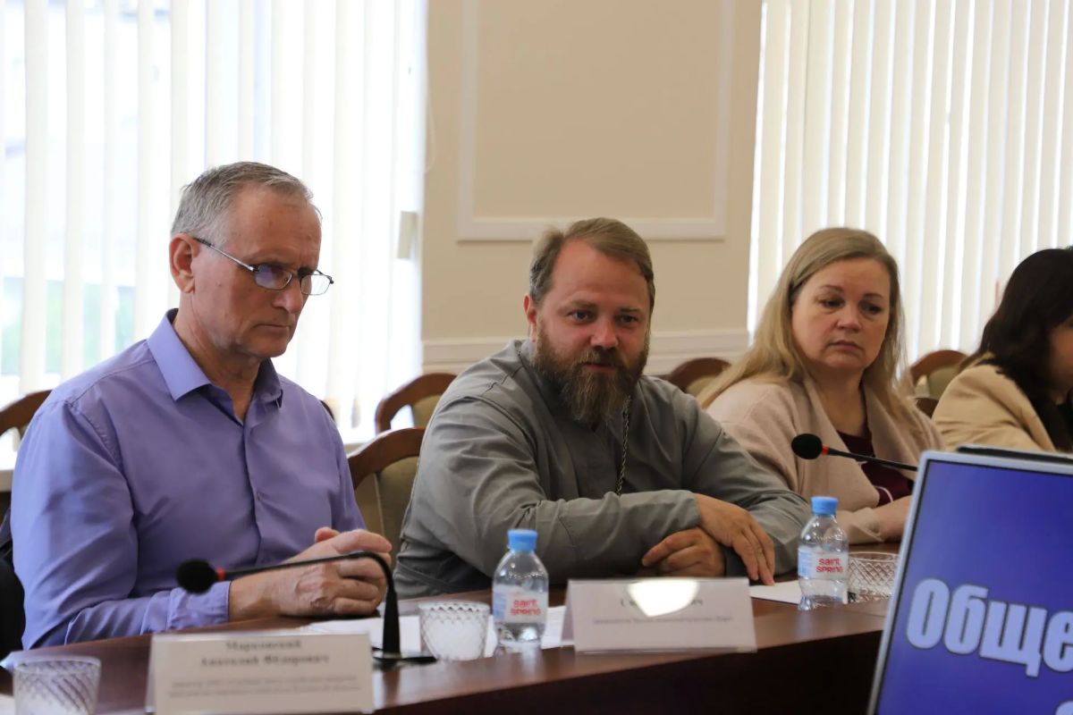 В УМВД России по Псковской области состоялось заседание Общественного совета В УМВД России по Псковской области состоялось заседание Общественного совета
