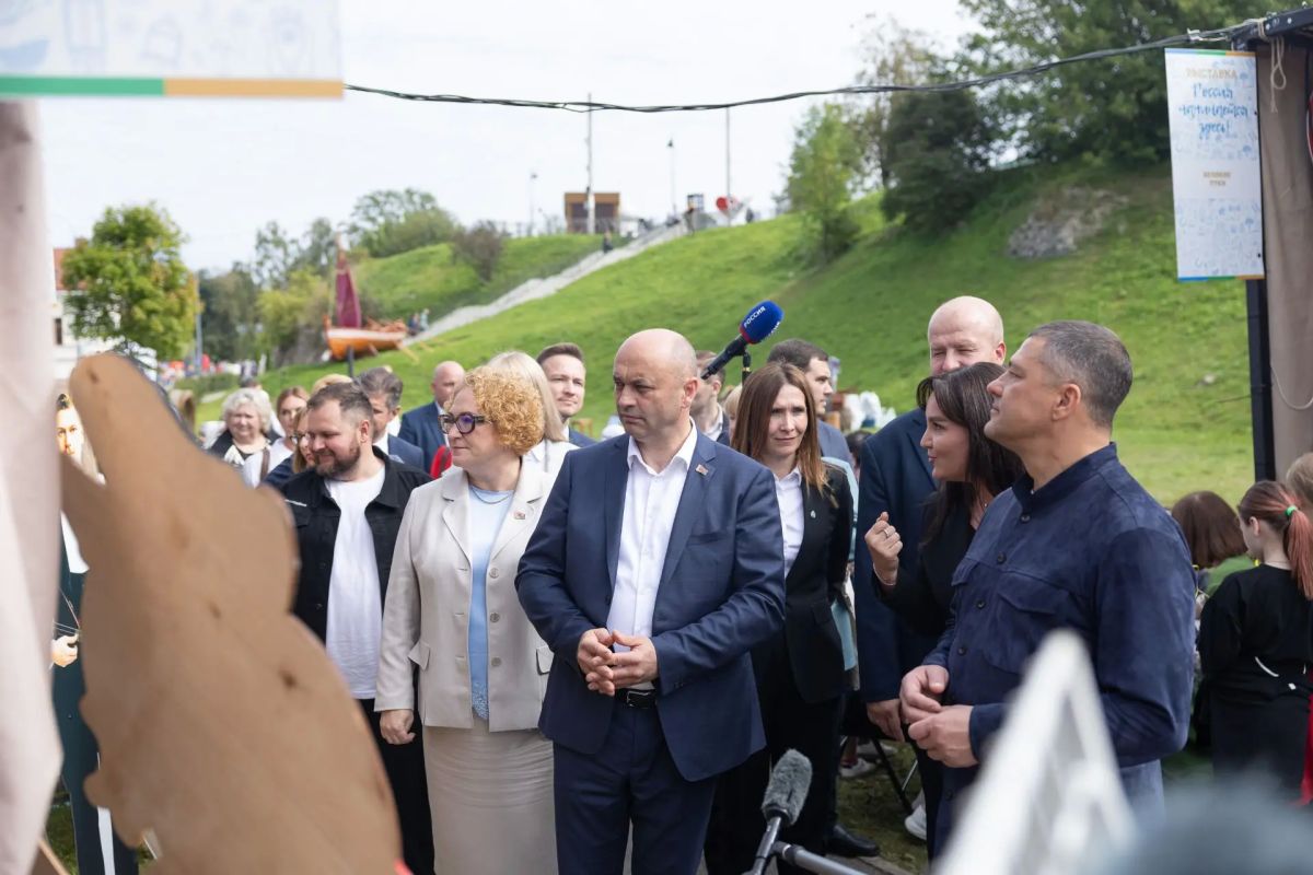 В Финском парке Пскова проходят Дни Витебской области В Финском парке Пскова проходят Дни Витебской области