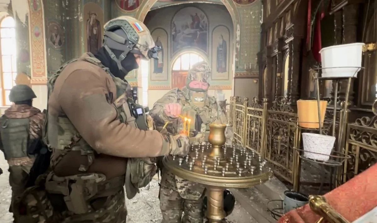 Фотовыставка военкора и ветерана СВО Александры Павловой из Псковской области открылась в Сочи Фотовыставка военкора и ветерана СВО Александры Павловой из Псковской области открылась в Сочи