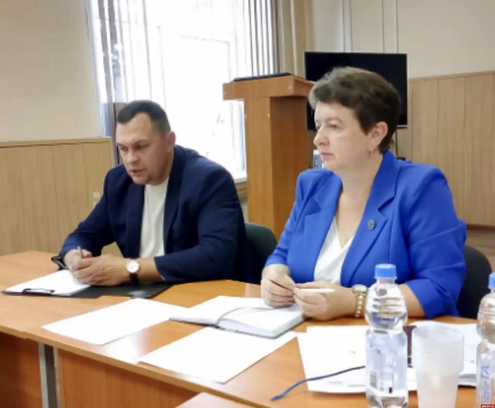 Главврач Порховской межрайонной больницы ответил на вопросы пациентов из Бежаниц