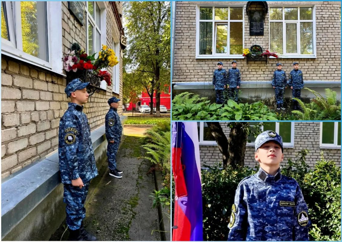 Бойцы ОСН «Зубр» приняли участие в праздничной линейке в День знаний Бойцы ОСН «Зубр» приняли участие в праздничной линейке в День знаний
