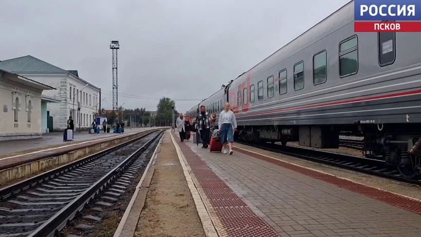 Международная смена в "Орленке": ребята из Псковской области познакомились со сверстниками из десятка стран Международная смена в "Орленке": ребята из Псковской области познакомились со сверстниками из десятка стран