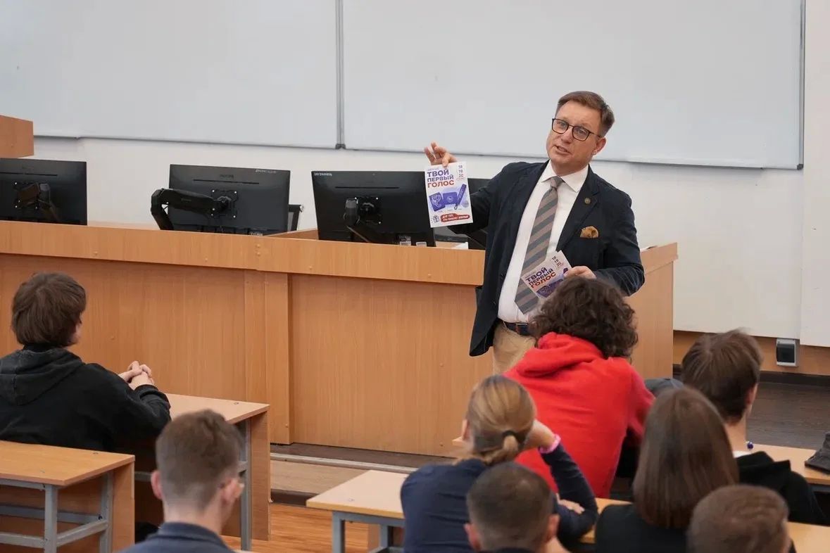 Информирование молодежи . Информирование молодежи .