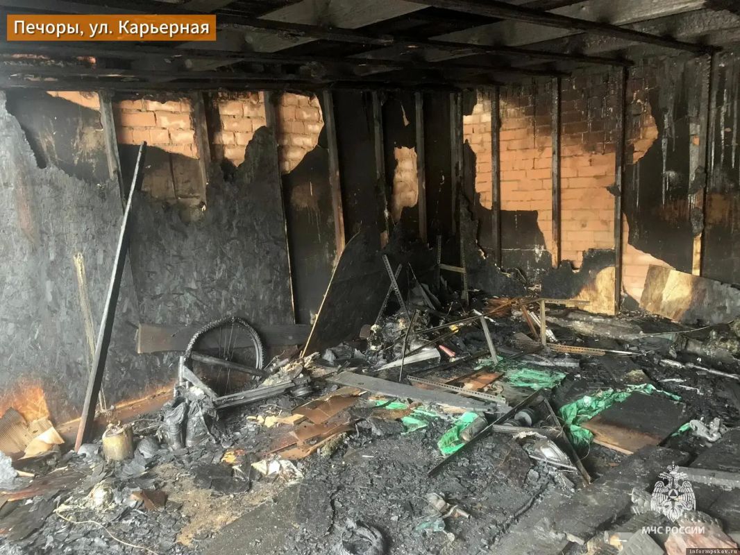 Короткое замыкание привело к пожару в гаражном кооперативе Короткое замыкание привело к пожару в гаражном кооперативе