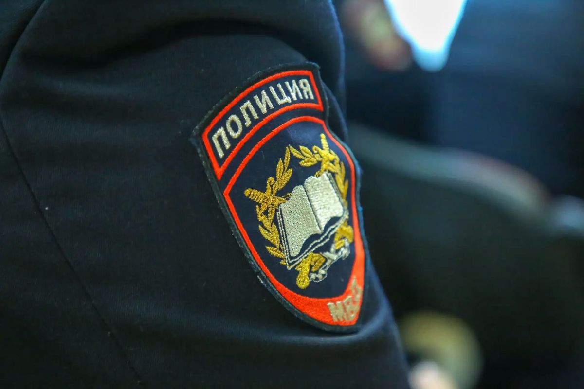 37 выпускников ведомственных вузов МВД России пополнили ряды полицейских Псковской области 37 выпускников ведомственных вузов МВД России пополнили ряды полицейских Псковской области