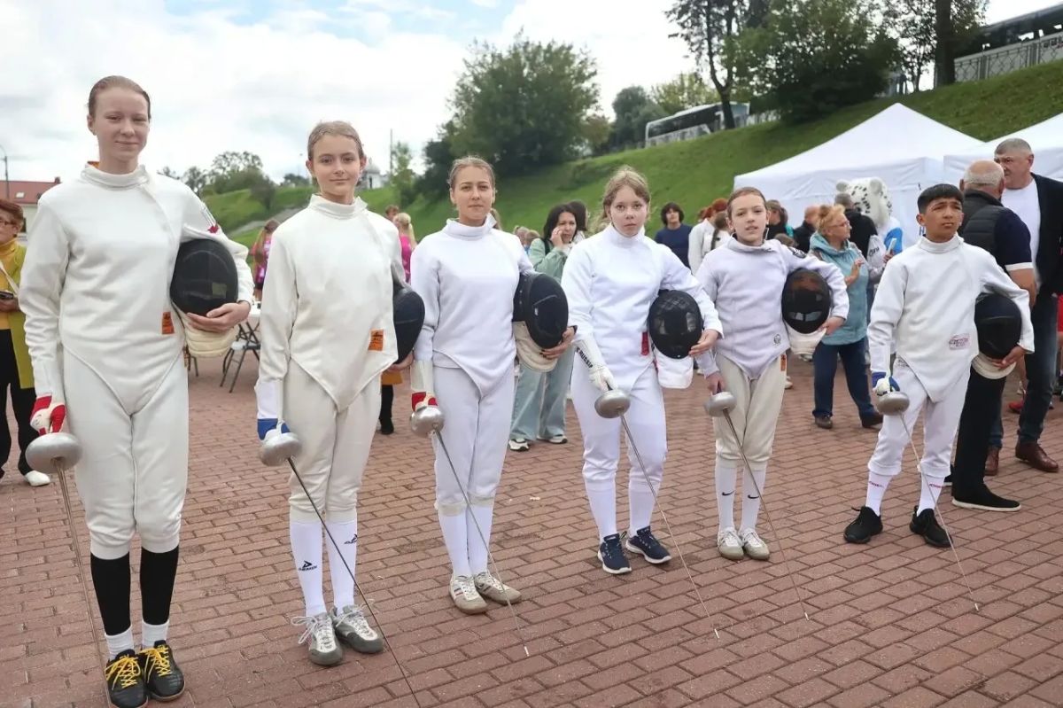 Один день — десятки возможностей, сотни улыбок и море впечатлений! Один день — десятки возможностей, сотни улыбок и море впечатлений!
