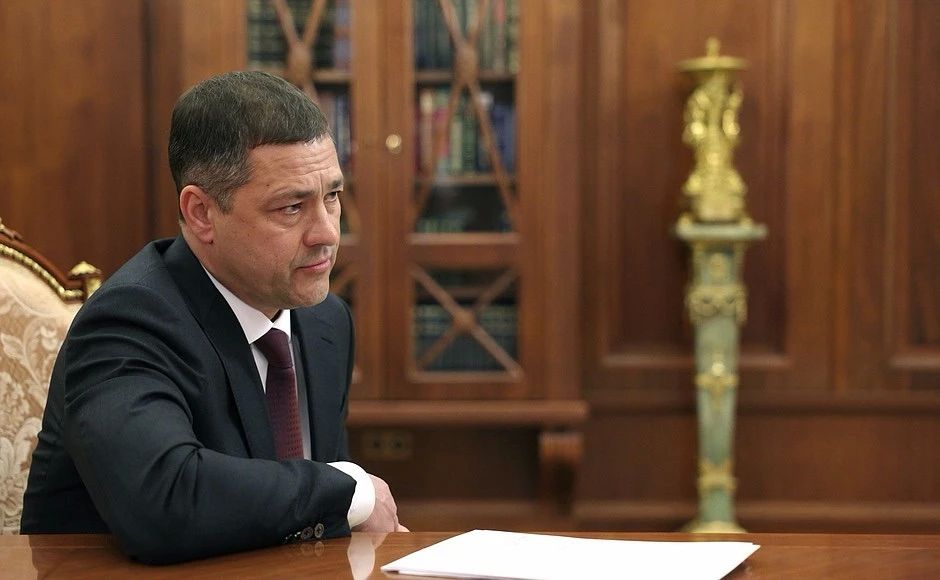 Елкин Борис: Президент Российской Федерации Владимир Путин провёл встречу с Губернатором Псковской области Михаилом Ведерниковым — в ходе беседы Михаил Юрьевич представил доклад о социальноэкономическом развитии области Елкин Борис: Президент Российской Федерации Владимир Путин провёл встречу с Губернатором Псковской области Михаилом Ведерниковым — в ходе беседы Михаил Юрьевич представил доклад о социальноэкономическом развитии области
