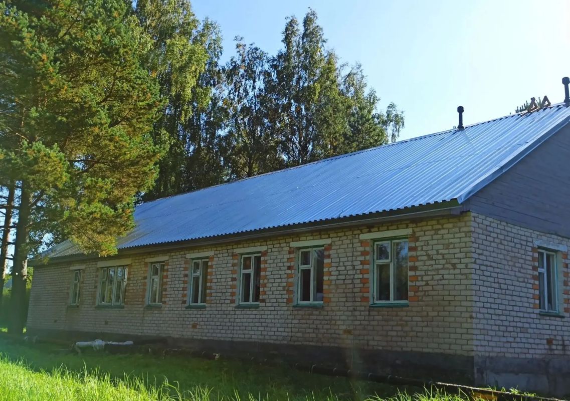 Завершены работы по проведению капитального ремонта кровли административного здания ветеринарной лечебницы ГБУ «Станция по борьбе с болезнями животных по Бежаницкому, Локнянскому и Новоржевскому районам» в рп. Бежаницы Завершены работы по проведению капитального ремонта кровли административного здания ветеринарной лечебницы ГБУ «Станция по борьбе с болезнями животных по Бежаницкому, Локнянскому и Новоржевскому районам» в рп. Бежаницы