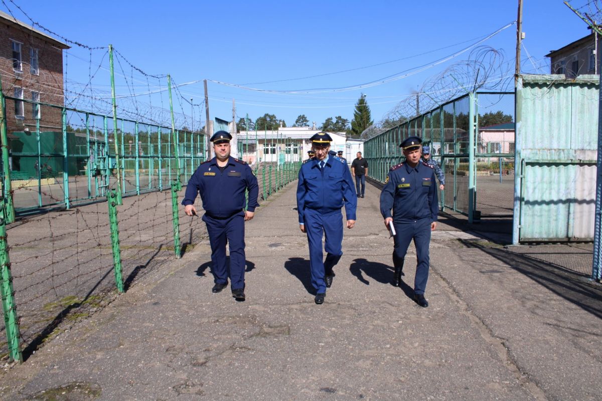 Заместитель прокурора Псковской области и члены ОНК посетили ИК-6 с проверкой