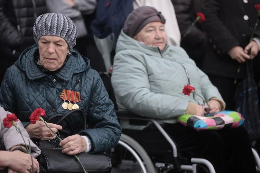 В Пскове почтили память жертв фашизма В Пскове почтили память жертв фашизма