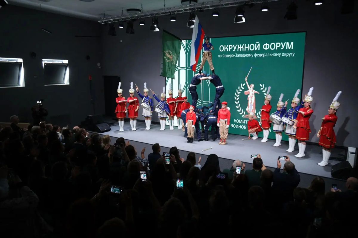Руководитель Комитета семей воинов Отечества Юлия Белехова поблагодарила Псковский штаб за работу Руководитель Комитета семей воинов Отечества Юлия Белехова поблагодарила Псковский штаб за работу