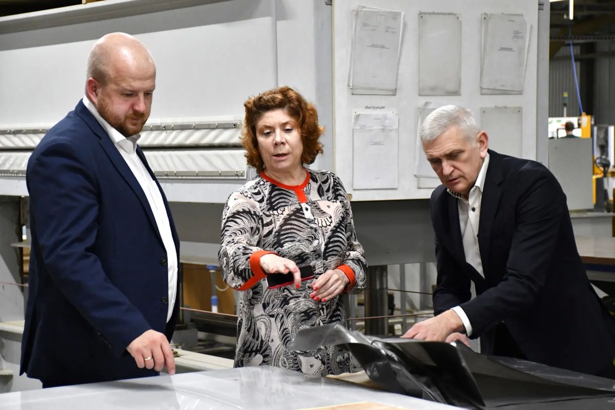 Елкин Борис: Обсудили деятельность ООО «ДУЛА РУ» вместе с генеральным директором предприятия Юлией Пискулевой Елкин Борис: Обсудили деятельность ООО «ДУЛА РУ» вместе с генеральным директором предприятия Юлией Пискулевой