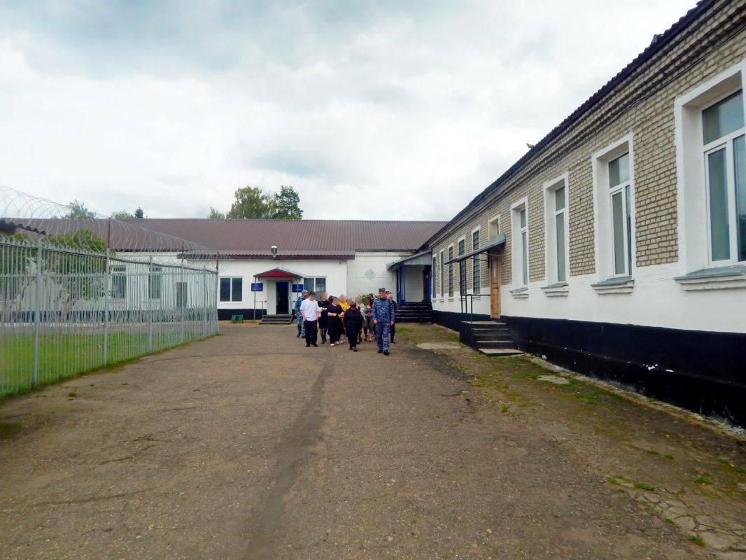 Дни открытых дверей прошли в СИЗО-2 и ИК-3 для родственников осужденных Дни открытых дверей прошли в СИЗО-2 и ИК-3 для родственников осужденных