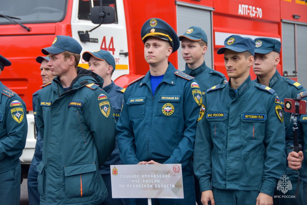 В дыму и в огне: псковские огнеборцы приняли участие в 48-х международных соревнованиях сильнейших газодымозащитников В дыму и в огне: псковские огнеборцы приняли участие в 48-х международных соревнованиях сильнейших газодымозащитников