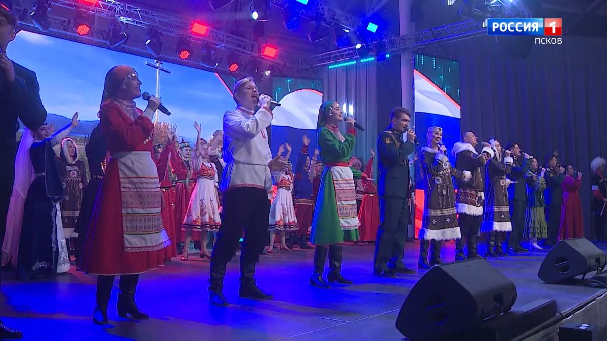 Псковская семья отправилась на всероссийский финал "Семейной Зарницы" в Волгоград Псковская семья отправилась на всероссийский финал "Семейной Зарницы" в Волгоград