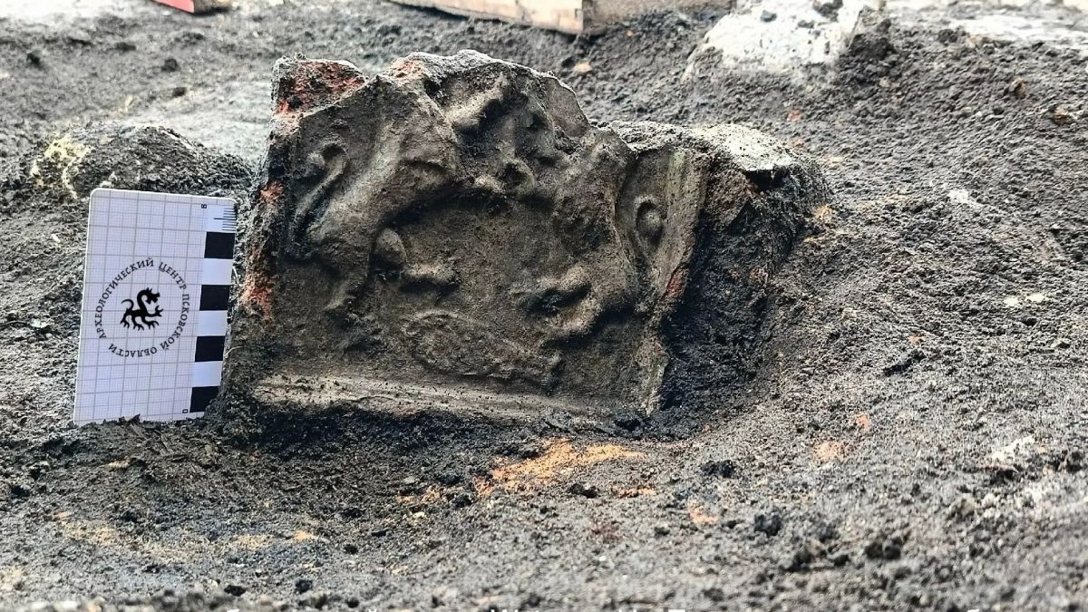 Львы из XVI века обнаружились на раскопках в Пскове