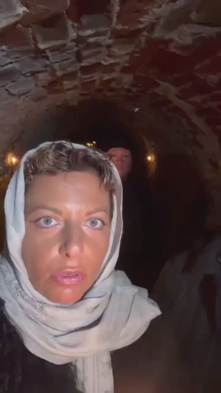 «Не видела ничего подобного»: Маргарита Симоньян – о Богом зданных пещерах в Печорах