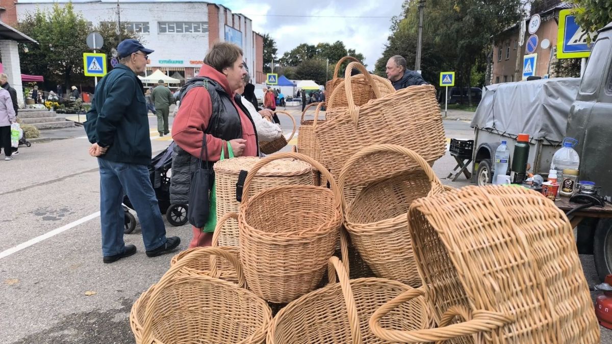 Сельскохозяйственные ярмарки проходят в муниципалитетах Псковской области Сельскохозяйственные ярмарки проходят в муниципалитетах Псковской области
