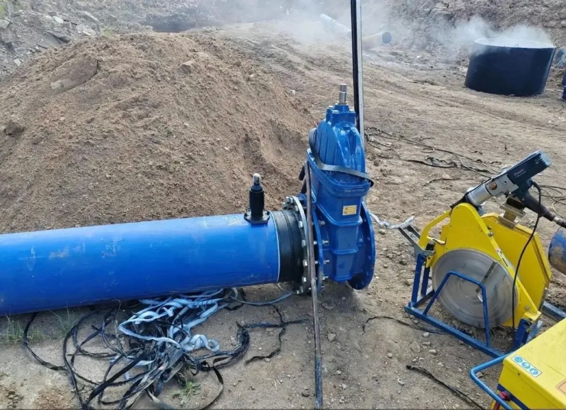 Реконструкция водовода в Великих Луках: проложено 2107 метров Реконструкция водовода в Великих Луках: проложено 2107 метров