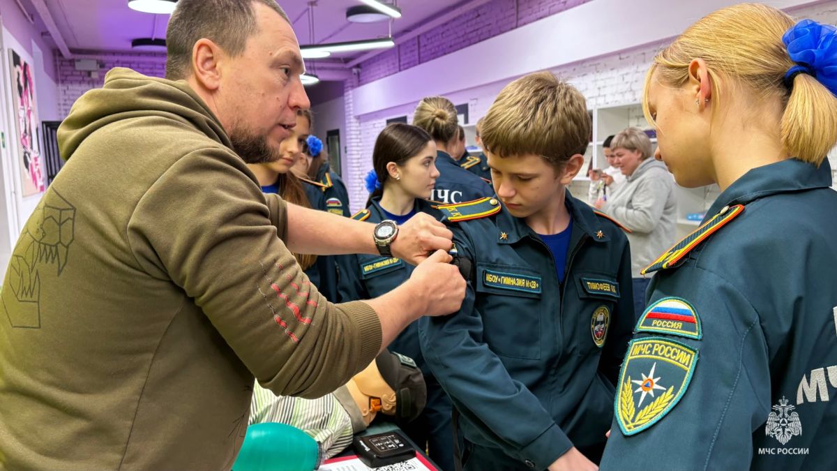 Спасибо, что #МЫВМЕСТЕ. В рамках Всероссийской акции «Спасибо, что #МЫВМЕСТЕ», приуроченной ко Дню воссоединения Донецкой Народной Республики, Луганской Народной Республики, Запорожской и Херсонской областей с Российской... Спасибо, что #МЫВМЕСТЕ. В рамках Всероссийской акции «Спасибо, что #МЫВМЕСТЕ», приуроченной ко Дню воссоединения Донецкой Народной Республики, Луганской Народной Республики, Запорожской и Херсонской областей с Российской...