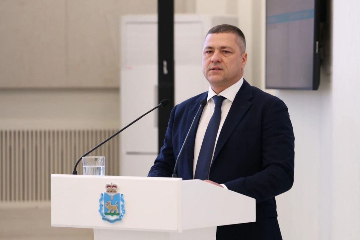 Глава региона Михаил Ведерников поблагодарил Александра Котова за годы конструктивной совместной работы