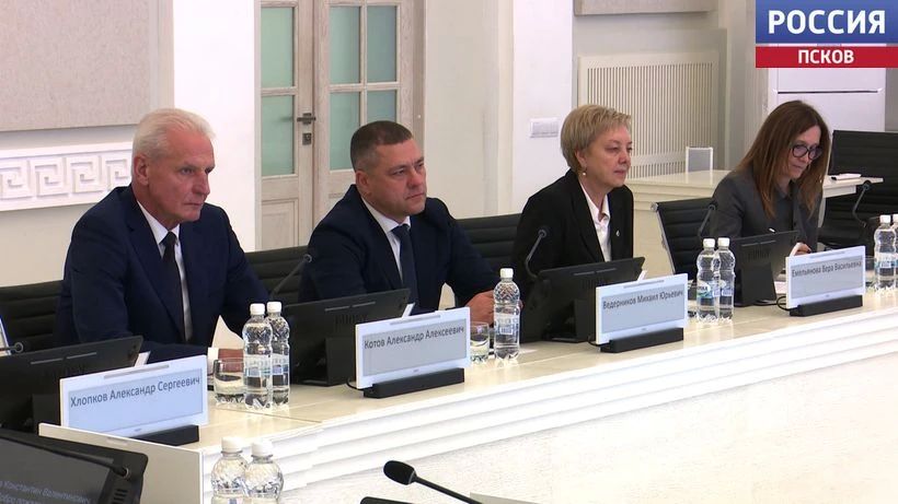 Александр Котов станет уполномоченным при губернаторе по взаимодействию с Заксобранием