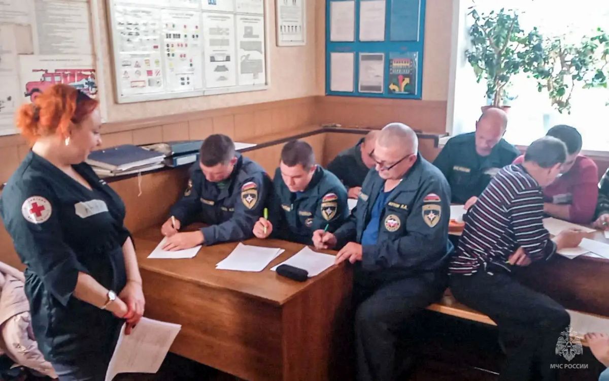 В Дедовичах прошел интенсив по первой помощи для огнеборцев! В Дедовичах прошел интенсив по первой помощи для огнеборцев!