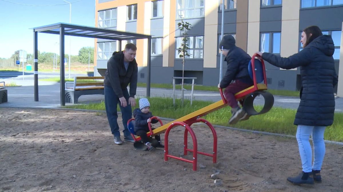 "Дома лучше": Плехановы променяли Германию на новостройку в Пскове "Дома лучше": Плехановы променяли Германию на новостройку в Пскове