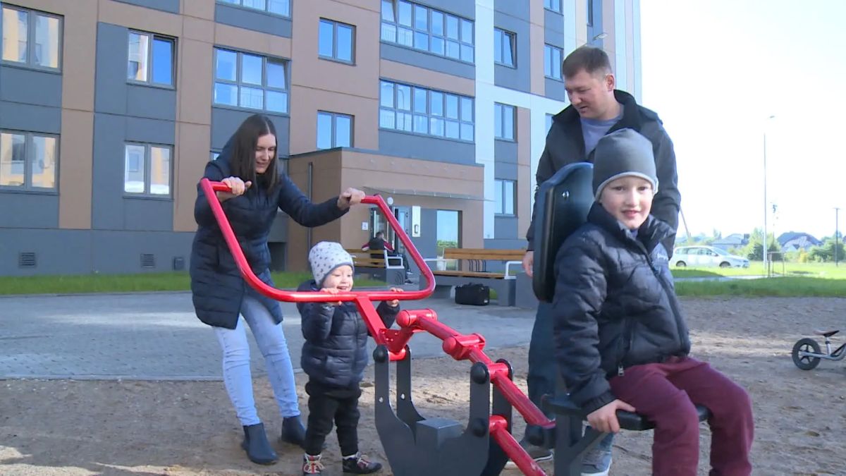 "Дома лучше": Плехановы променяли Германию на новостройку в Пскове