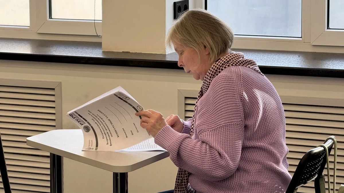 Сотрудники Управления Федерального казначейства по Псковской области приняли участие в региональном этапе V Всероссийского чемпионата по финансовой грамотности среди лиц пенсионного возраста, который проходил на площадке... Сотрудники Управления Федерального казначейства по Псковской области приняли участие в региональном этапе V Всероссийского чемпионата по финансовой грамотности среди лиц пенсионного возраста, который проходил на площадке...