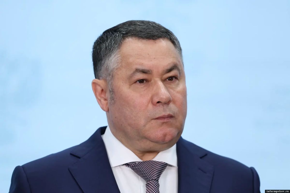 Полномочный представитель президента РФ в СЗФО Игорь Руденя поблагодарил учителей за высокий профессионализм и верность своему делу