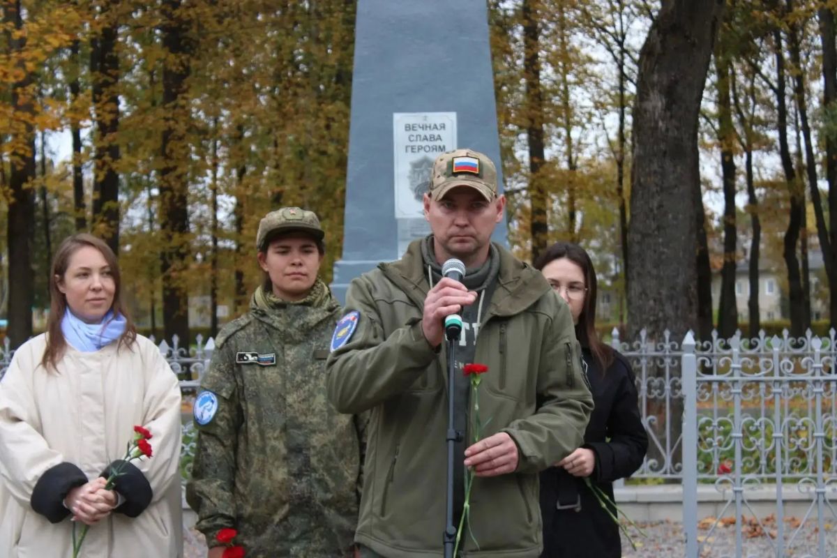В Псковской области стартовала Межрегиональная экспедиция студенческих поисковых отрядов «XV Студенческая Вахта Памяти: Северо-Западный фронт» В Псковской области стартовала Межрегиональная экспедиция студенческих поисковых отрядов «XV Студенческая Вахта Памяти: Северо-Западный фронт»
