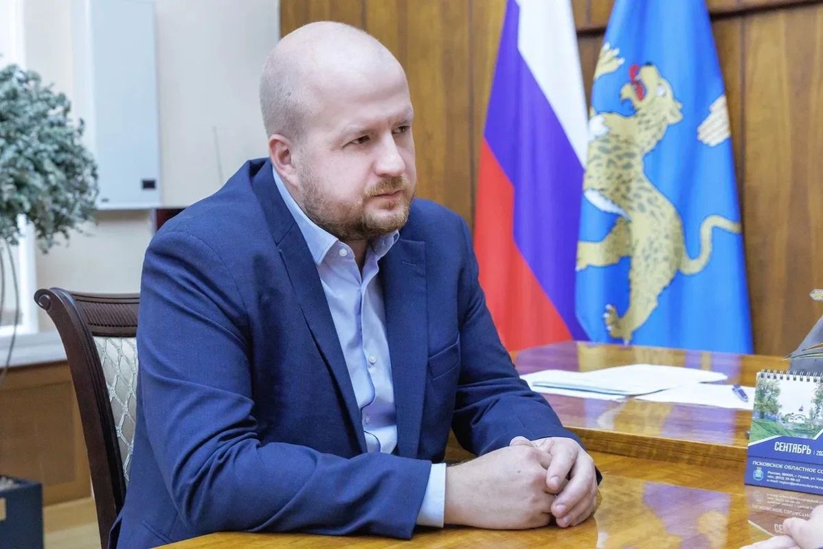 Елкин Борис: Сегодня встретился с депутатом Госдумы Антоном Морозом Елкин Борис: Сегодня встретился с депутатом Госдумы Антоном Морозом