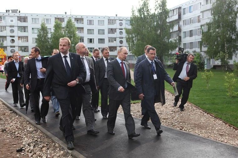 Поздравляем Президента Российской Федерации Владимира Владимировича Путина с Днём рождения! Поздравляем Президента Российской Федерации Владимира Владимировича Путина с Днём рождения!